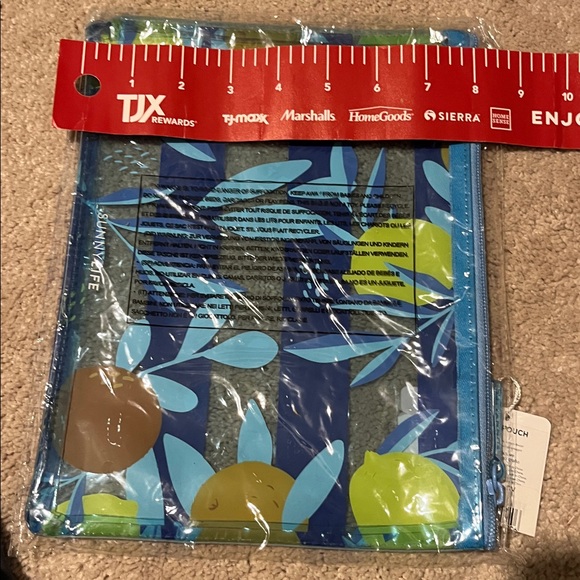 Sunnylife clear zippered pouch - Picture 5 of 5